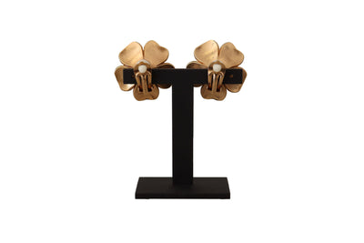Dolce & Gabbana Goldfarbene Maxi Faux Pearl Floral Clip-on-Schmuck-Ohrringe