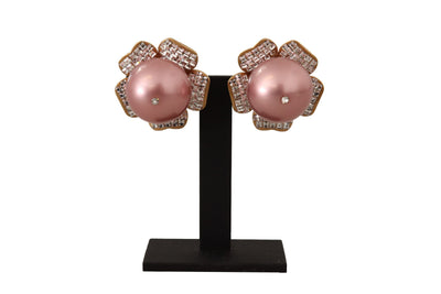 Dolce & Gabbana Goldfarbene Maxi Faux Pearl Floral Clip-on-Schmuck-Ohrringe