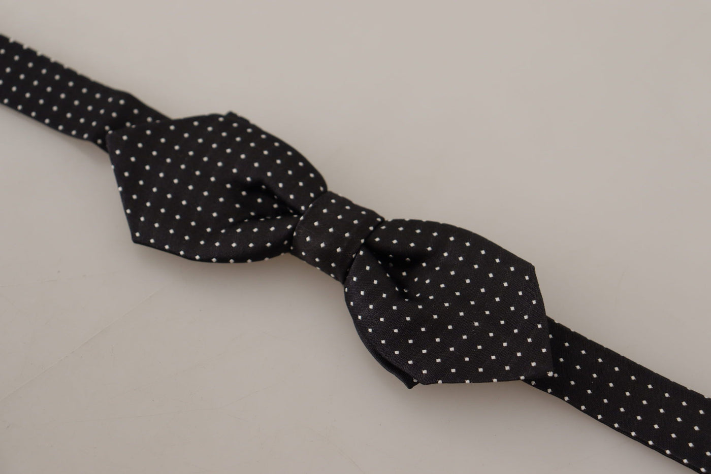 Dolce & Gabbana Schwarz Weiß Polka Dot Verstellbare Hals Papillon Fliege