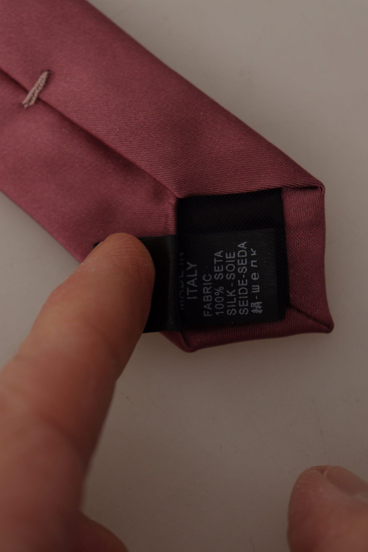 Dolce & Gabbana Rosa Seidenkrawatte mit einstellbarem Druck Krawatte Zubehör