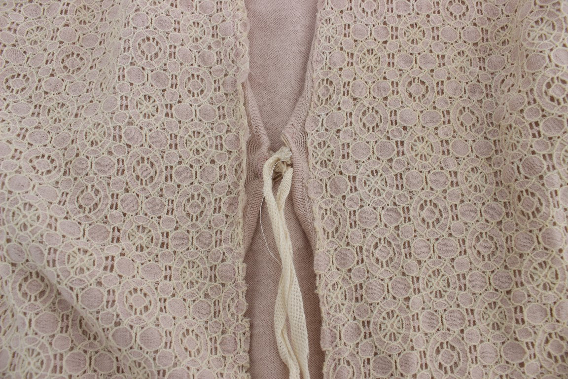 PINK MEMORIES Rosa geblümter Wickelpullover mit Spitze