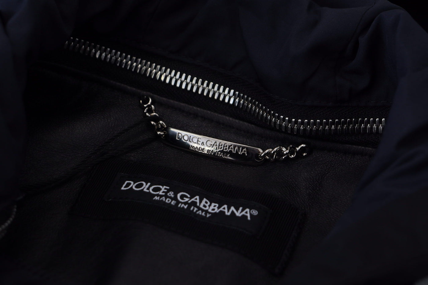 Dolce & Gabbana Schwarzer Polyester Blousonmantel mit Kapuze Jacke