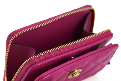 Versace Elegantes Portemonnaie aus gestepptem Leder in Lila
