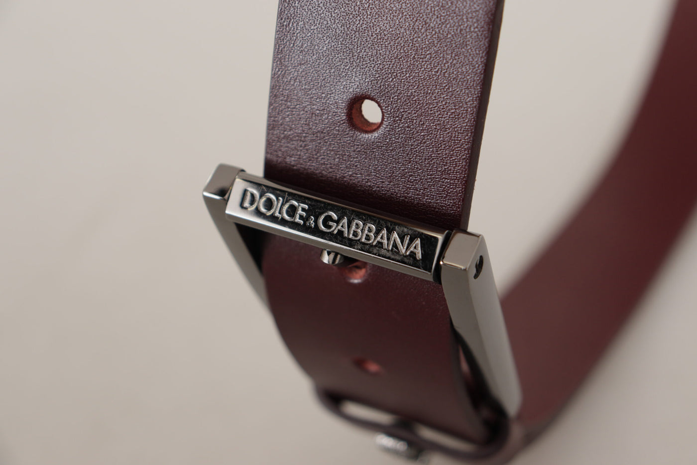 Dolce & Gabbana Brauner Ledergürtel mit silberner Metallkronenschnalle