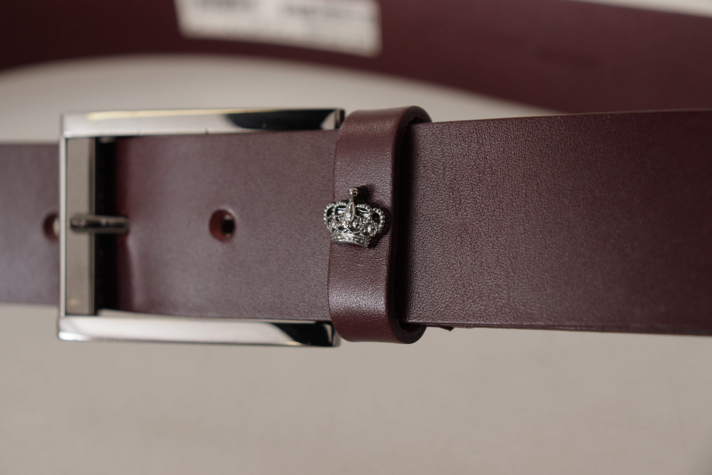 Dolce & Gabbana Brauner Ledergürtel mit silberner Metallkronenschnalle