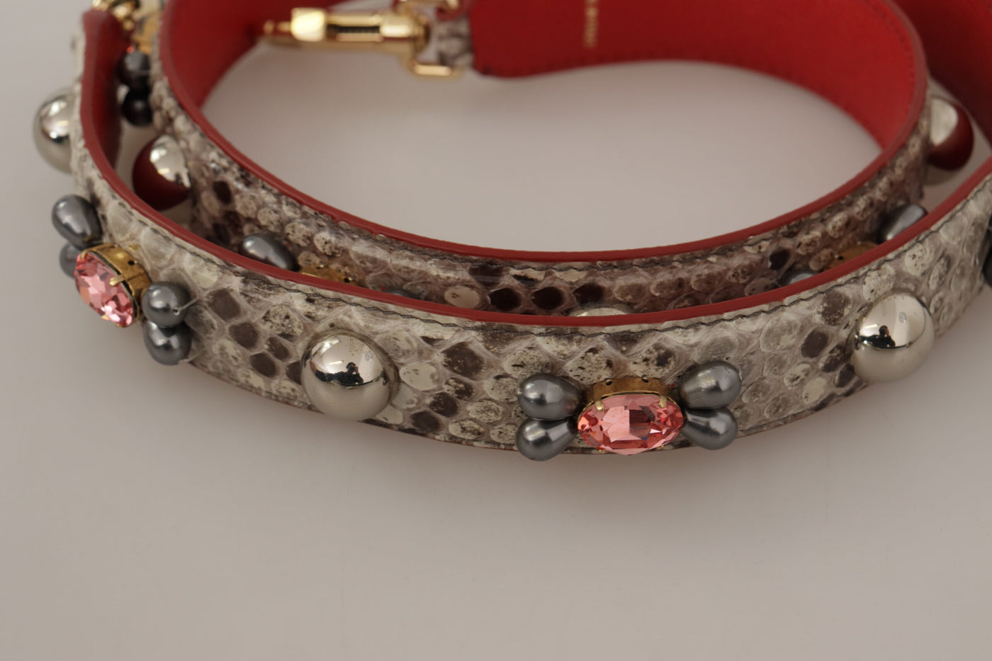 Dolce & Gabbana Beigefarbener Schulterriemen aus exotischem Leder mit Nieten