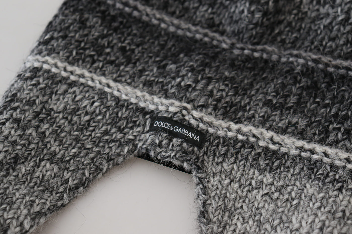 Dolce & Gabbana Graue Warme Fleece Ohrenklappen Strickmütze Beanie