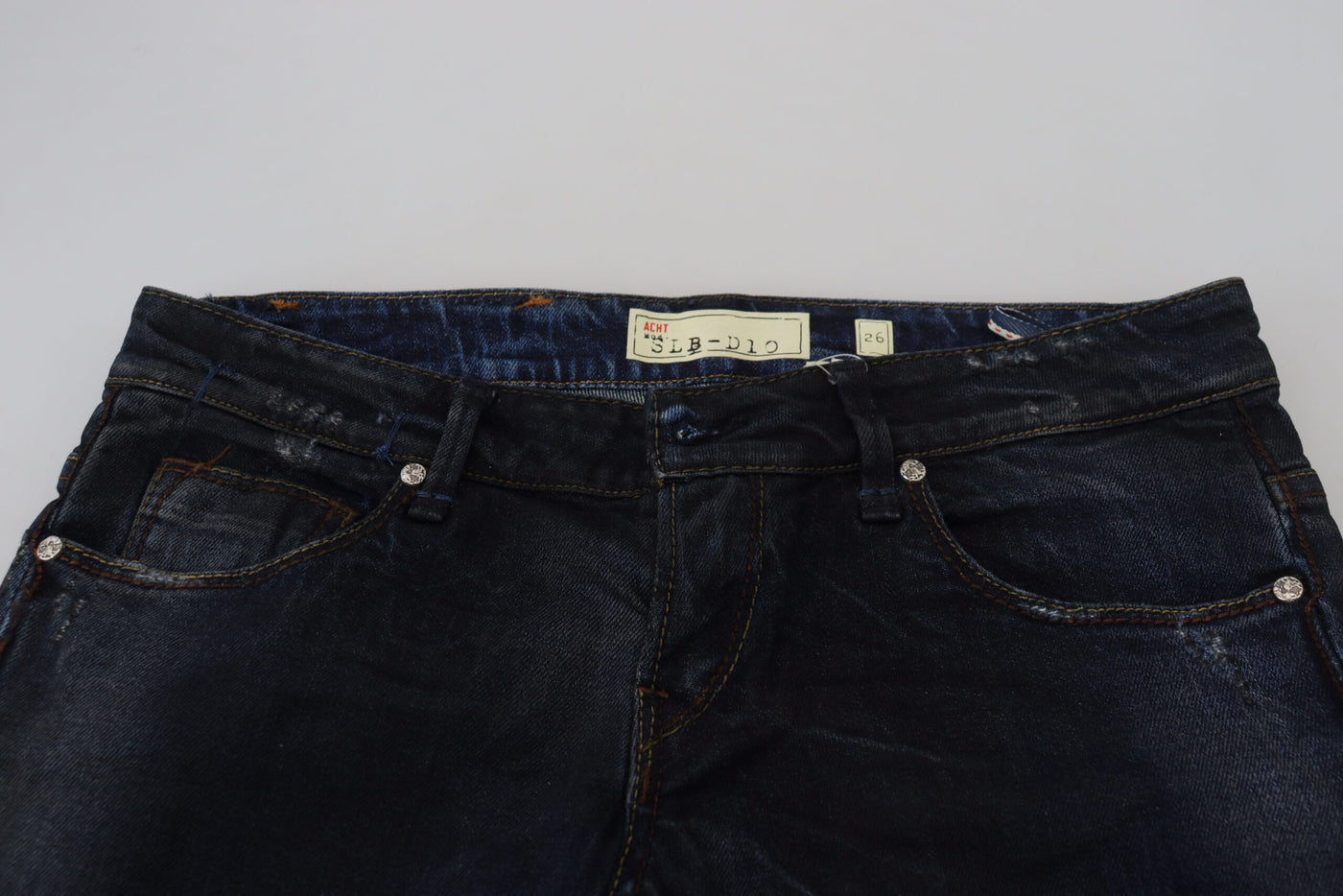 Acht Blaue Low Waist Slim Fit Damen Denim Jeans
