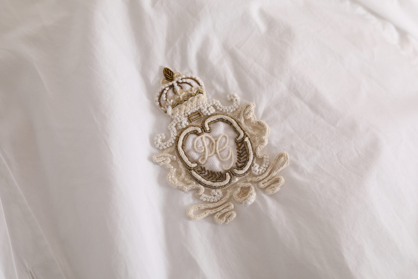 Dolce & Gabbana Weißes Logo-Baumwollhemd mit langen Ärmeln