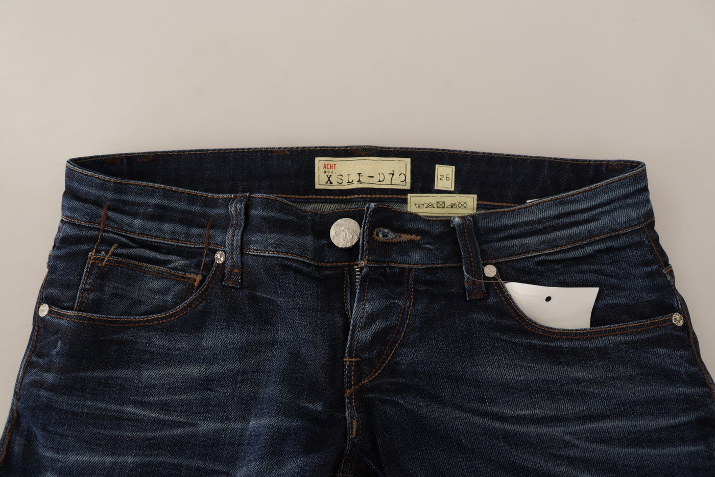 Acht Blaue Skinny Denim Jeans aus gewaschener Baumwolle mit niedriger Taille