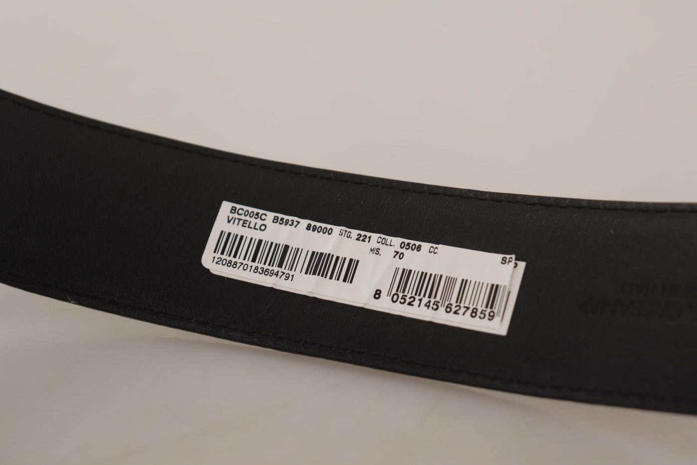 Dolce & Gabbana Schwarzer Lackledergürtel mit Logo-Gravur und Schnalle