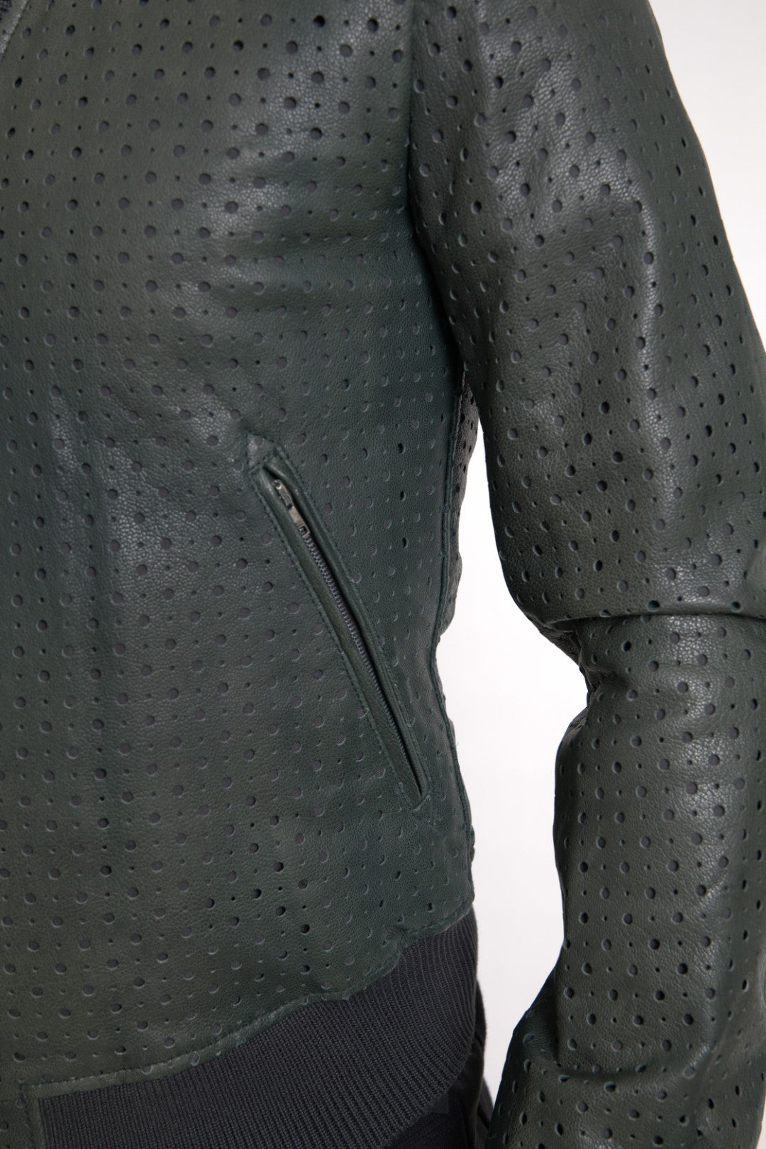 Dolce & Gabbana Grüne Bomberjacke aus Leder mit Perforation