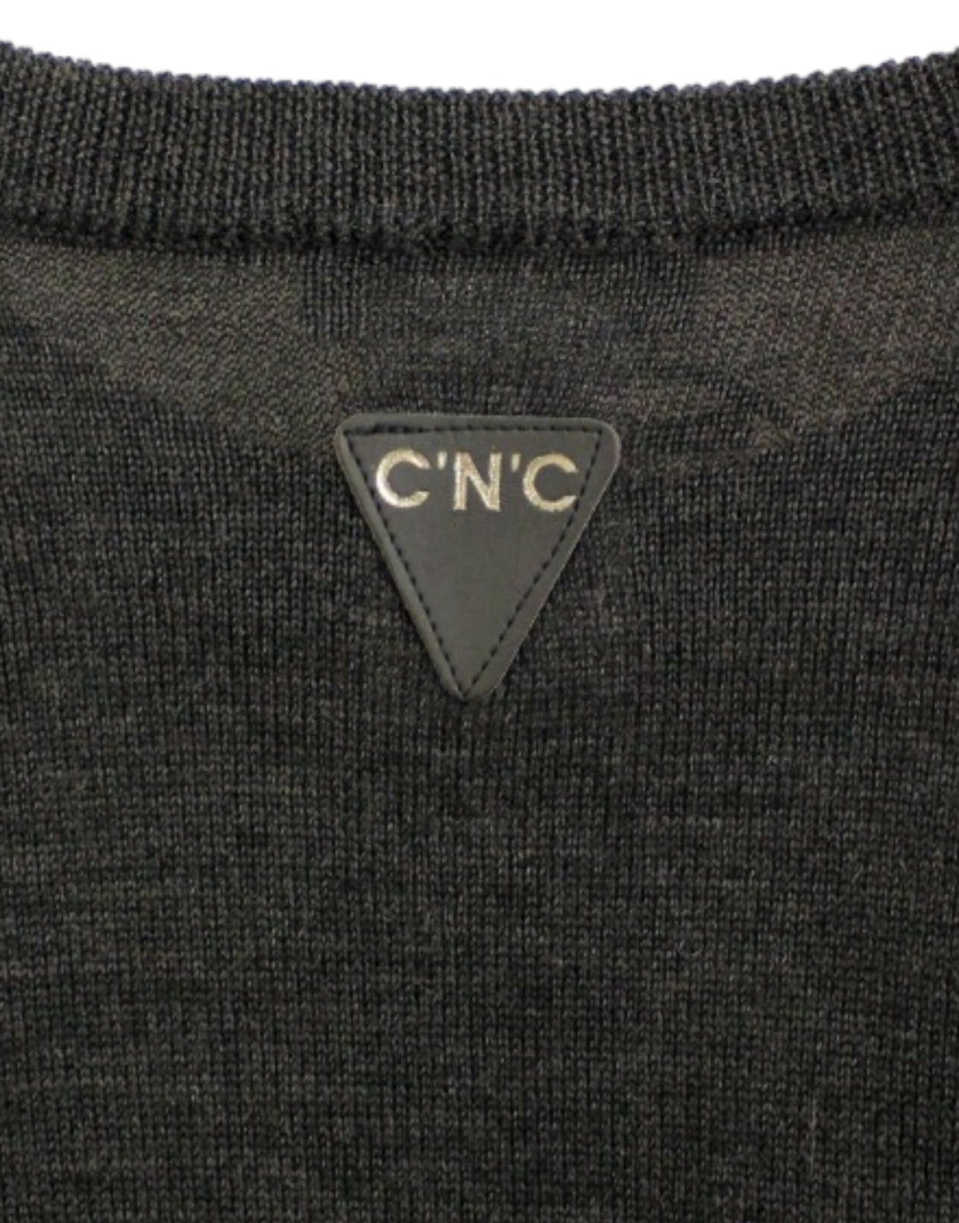 Costume National Grauer Pullover mit Rundhalsausschnitt