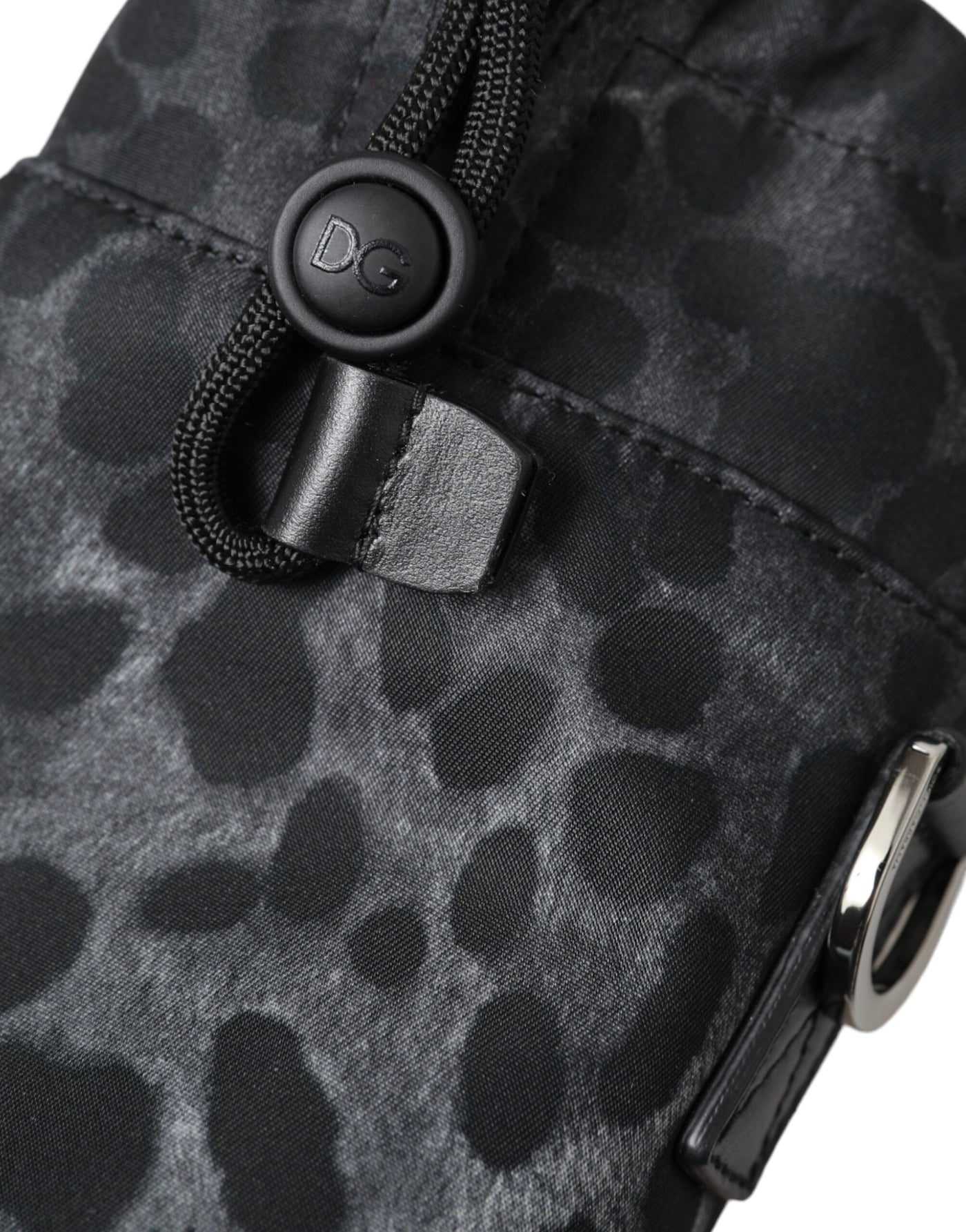 Dolce & Gabbana Schwarzer Leopard Runde schlanke Tote Flaschenhaltertasche