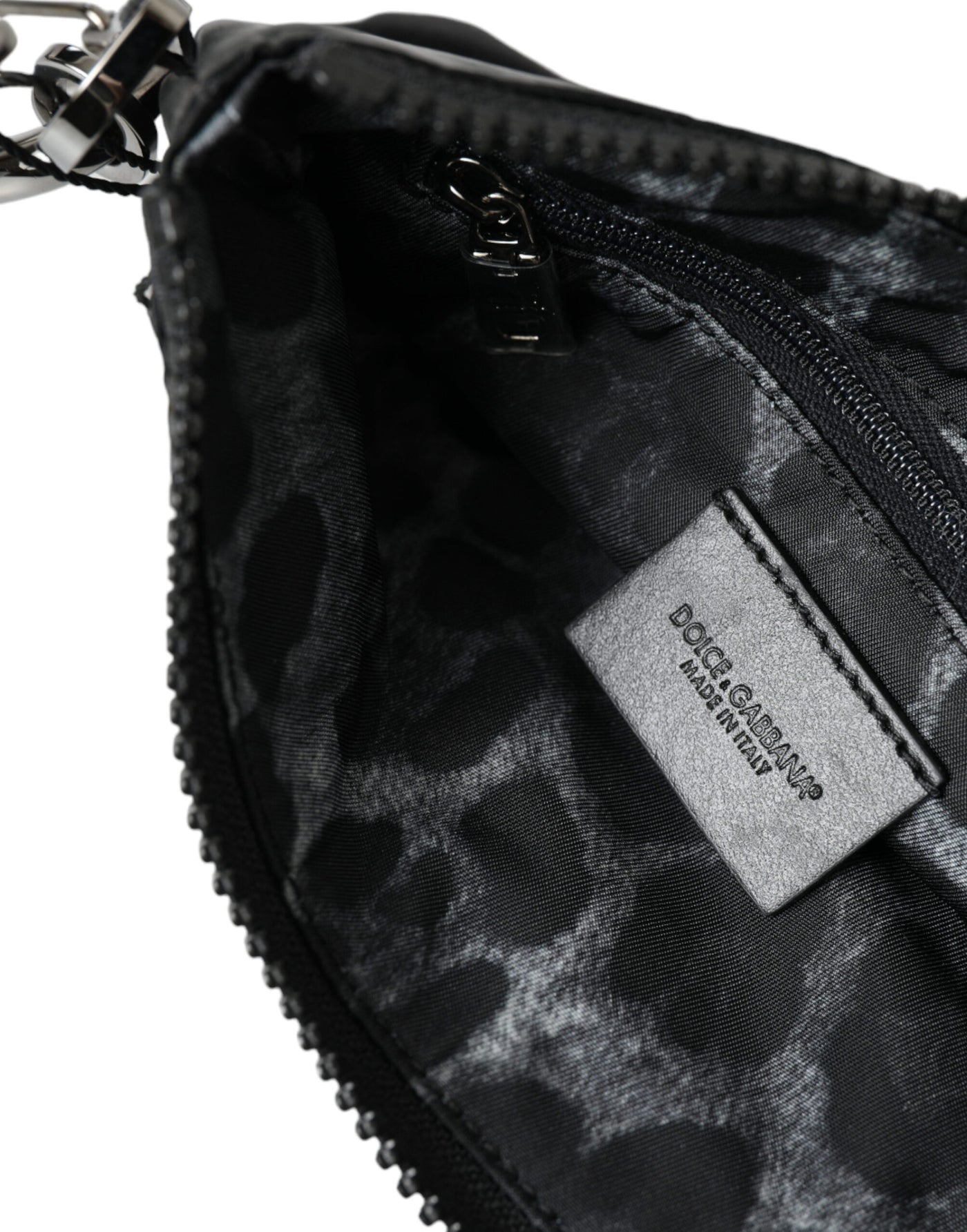 Dolce & Gabbana Schwarzes Nylon Logo Plaque Schlüsselanhänger Tasche Clutch