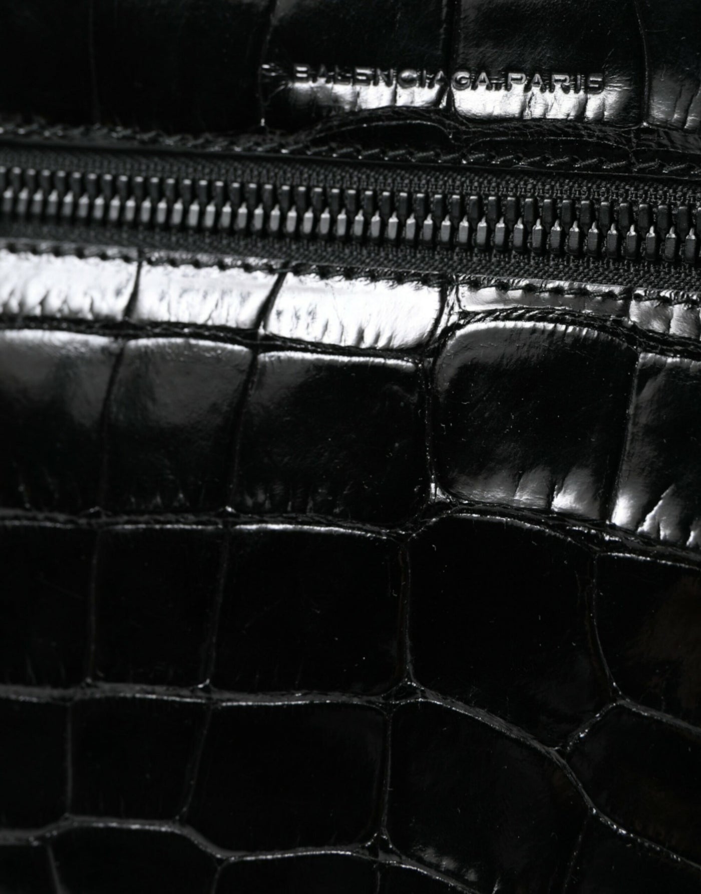 Balenciaga Schwarze Exotenleder Schulter Crossbody Kameratasche