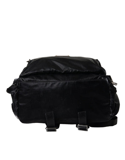 Dolce & Gabbana Schwarzes Lackleder Logo-Plakette Rucksack Tasche