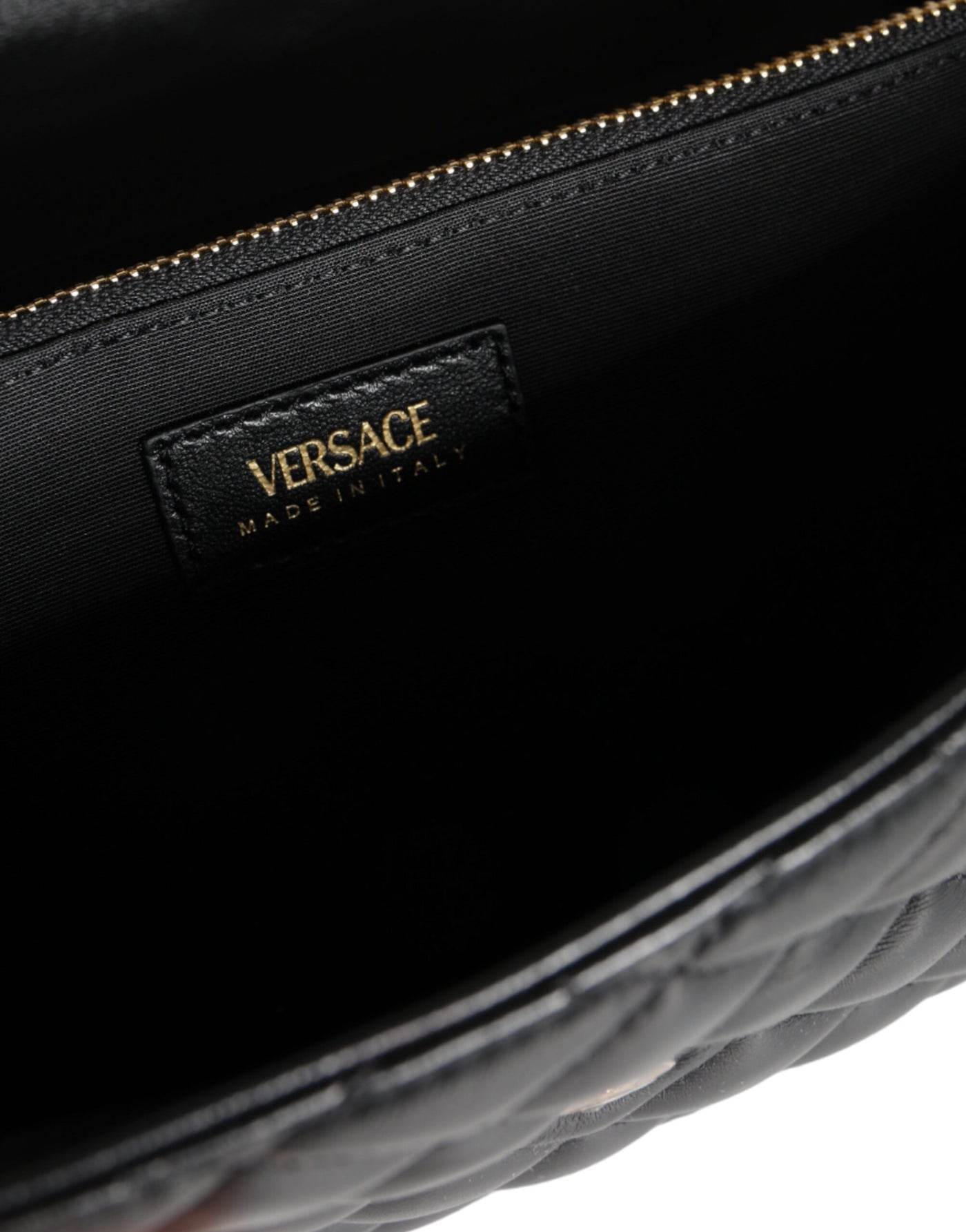 Versace Schwarze gesteppte Nappaleder Crossbody Umhängetasche