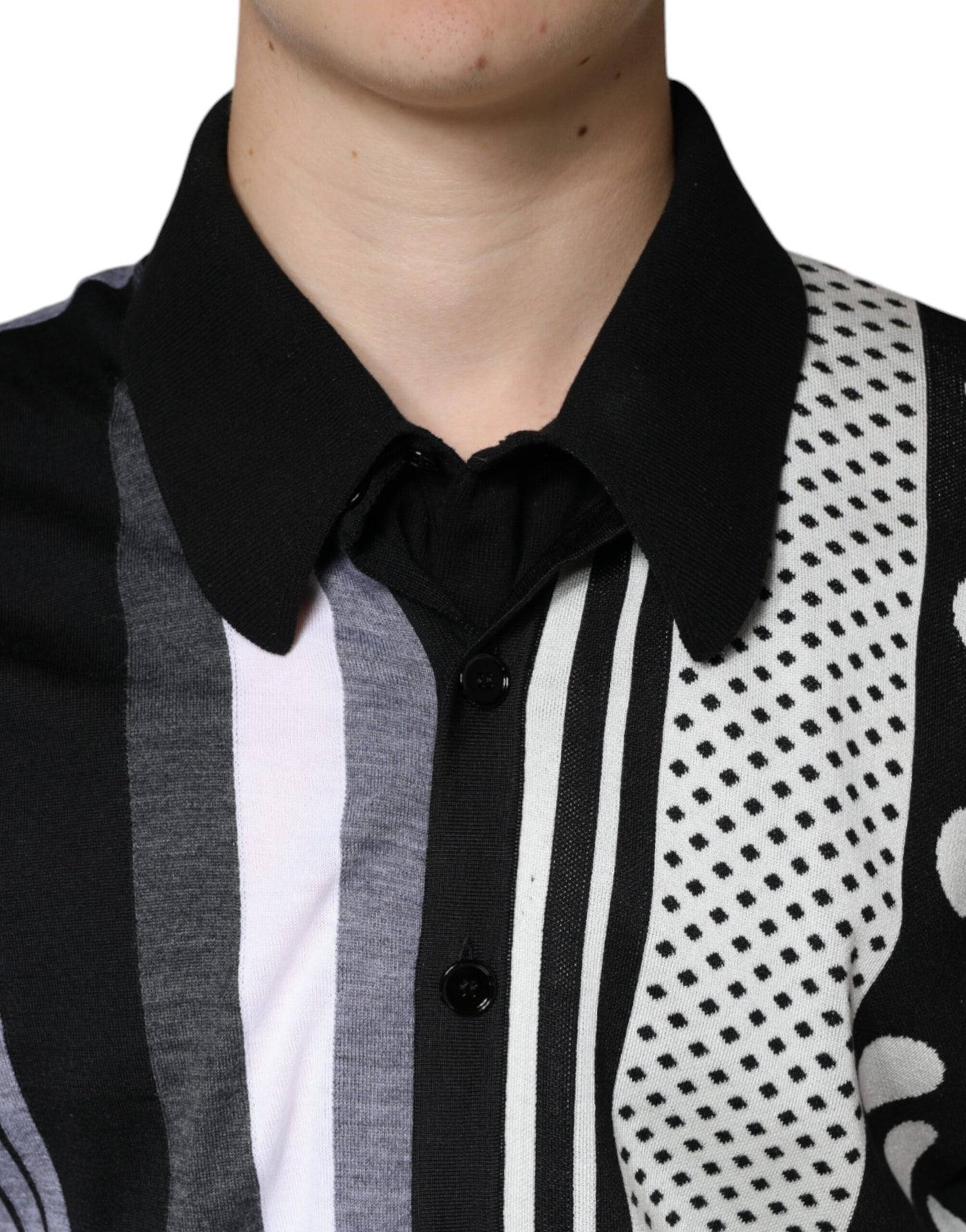 Dolce & Gabbana Schwarz-Weißes gepunktetes Poloshirt mit Kragen