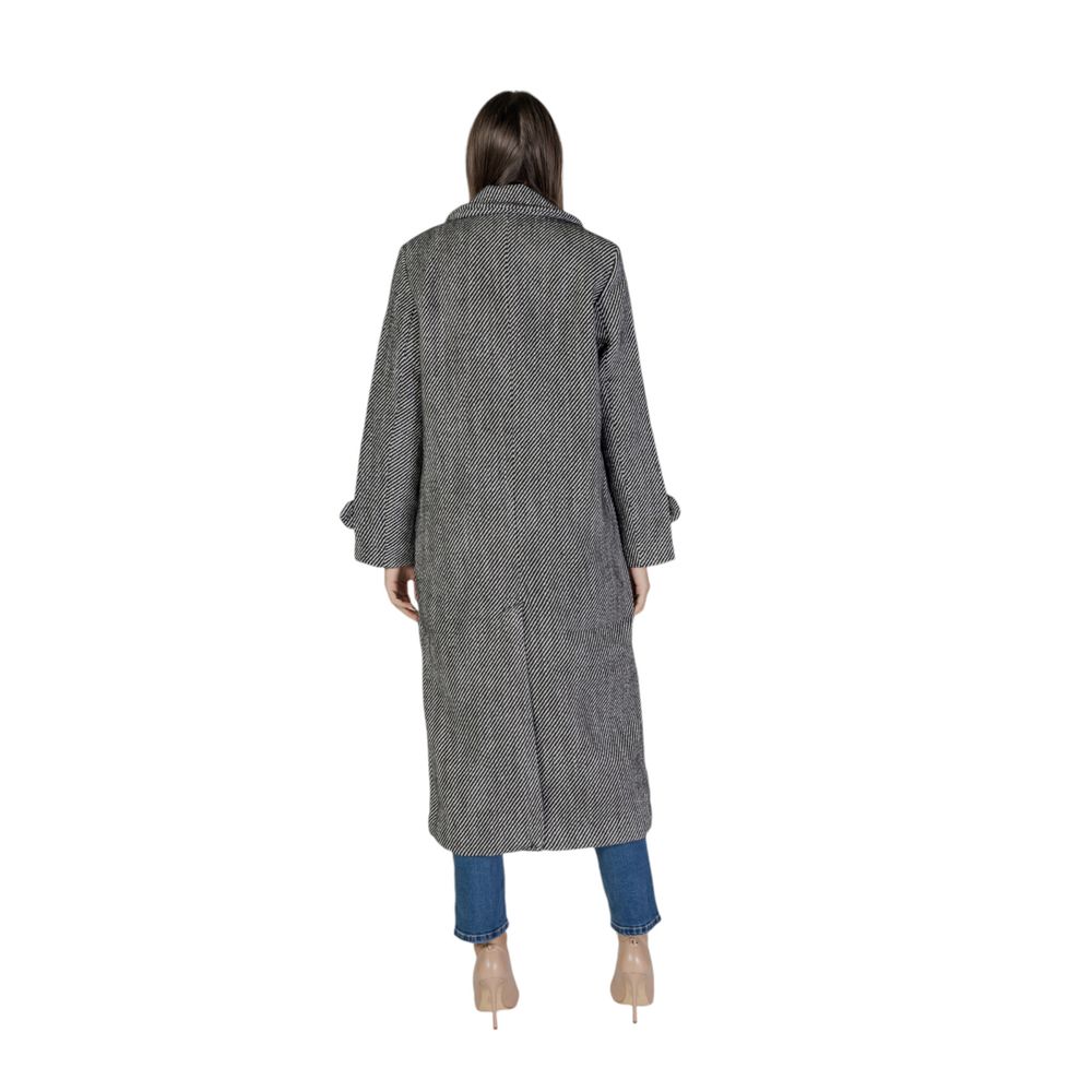 Vila Clothes Schwarzer Polyester-Mantel