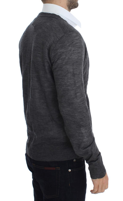Costume National Grauer Wollpullover mit Knopfleiste