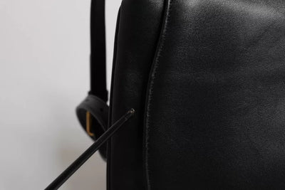 Dolce & Gabbana Schwarze Leder-Umhängetasche mit Klappe
