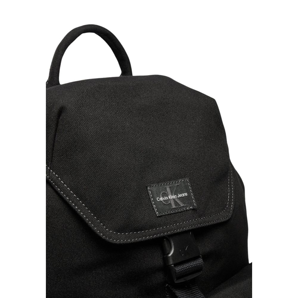 Calvin Klein Jeans Schwarzer Rucksack aus recyceltem Polyester