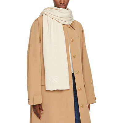 Calvin Klein Cremefarbener Schal aus recyceltem Polyester