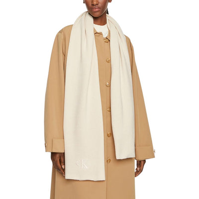 Calvin Klein Cremefarbener Schal aus recyceltem Polyester