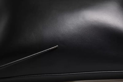 Dolce & Gabbana Aktentasche aus schwarzem Kalbsleder mit gepresstem Logo