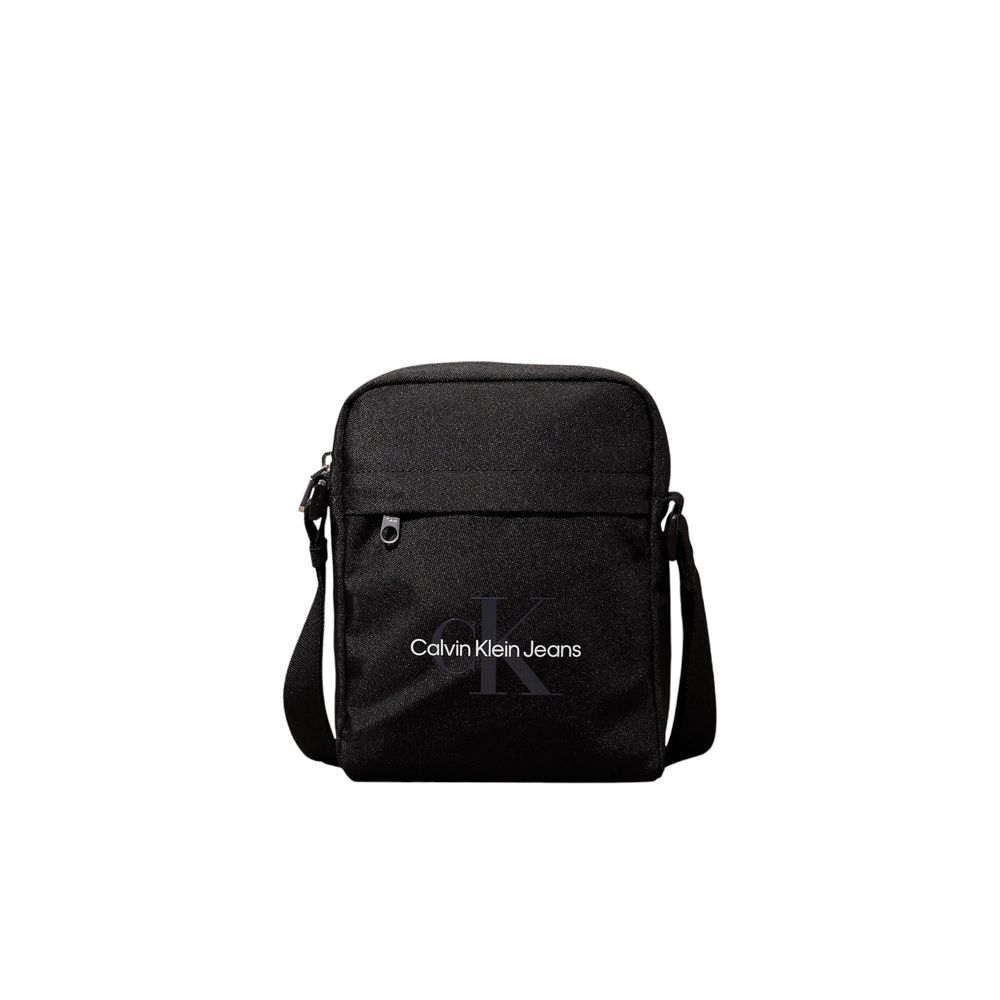 Calvin Klein Jeans Schwarze Messenger-Tasche aus recyceltem Polyester
