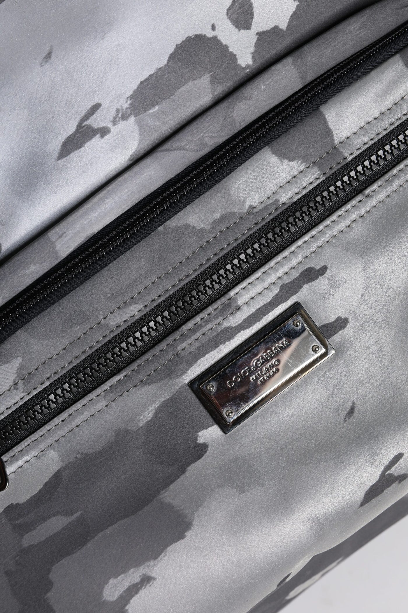 Dolce & Gabbana Graue Tarnfarben-Baumwolltasche mit mehreren Fächern Tote Bag