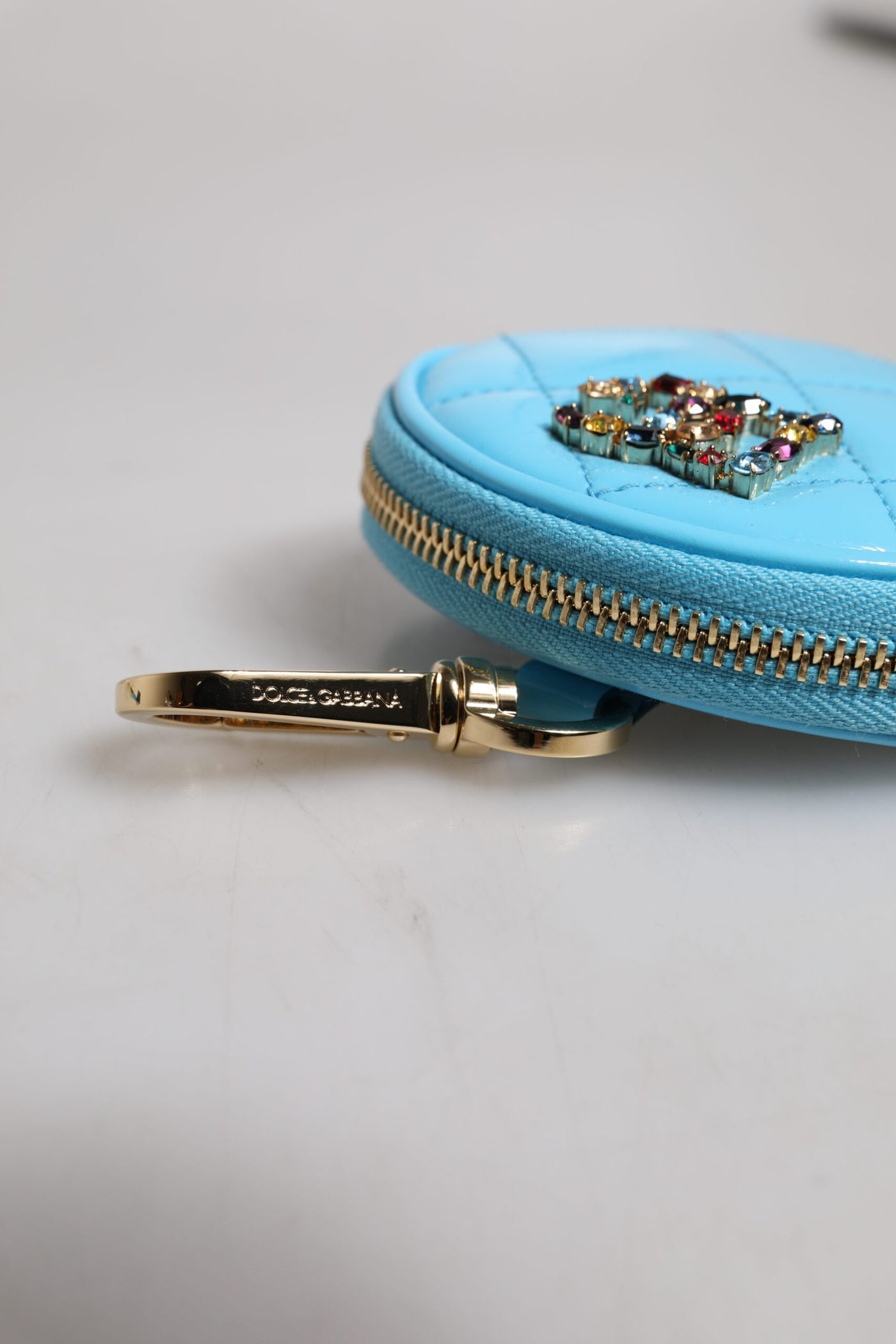 Dolce & Gabbana Hellblaues Lammleder DG Crystal Round Coin Purse Brieftasche