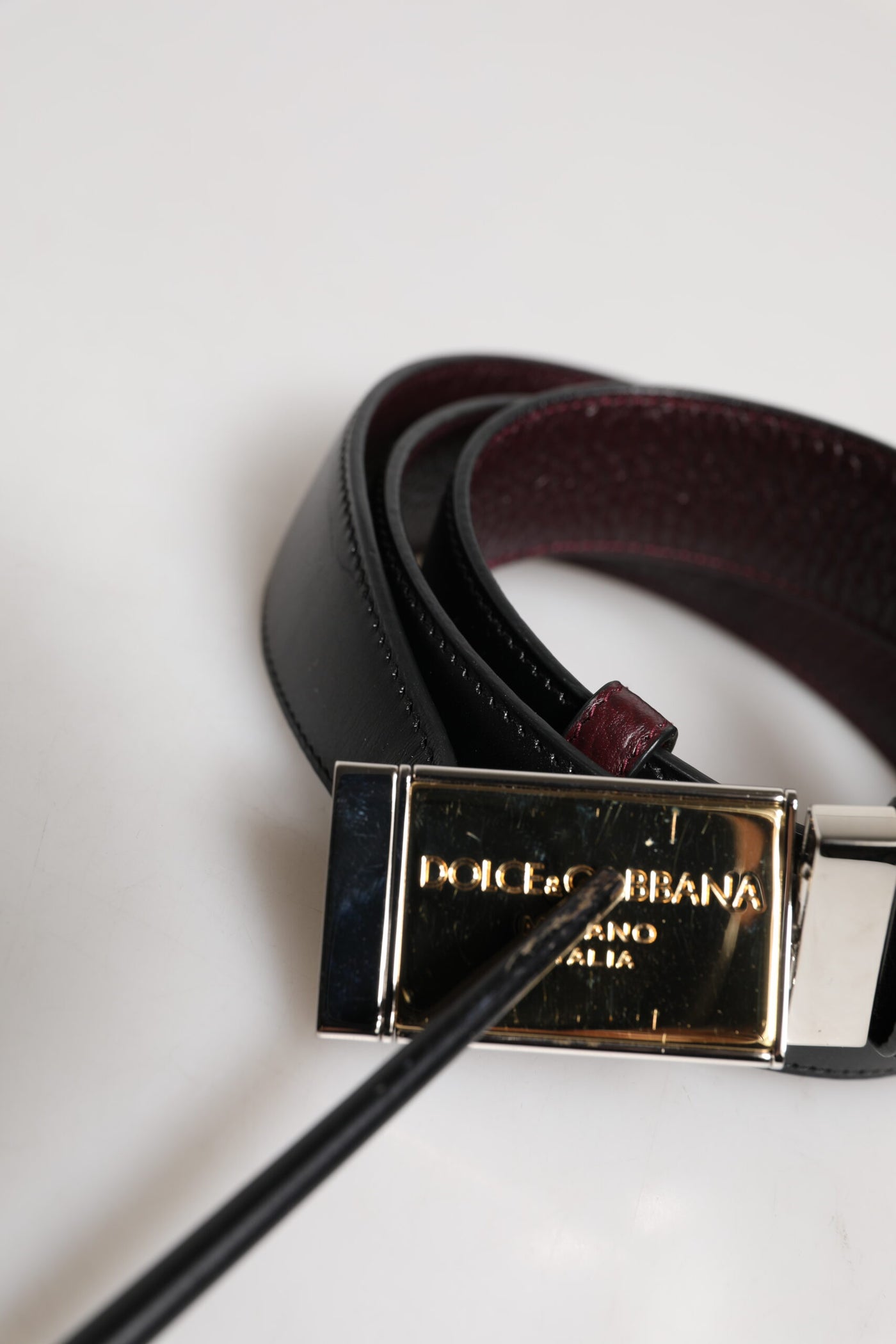 Dolce & Gabbana Schwarzbrauner Ledergürtel mit Metallschnalle und Wendegürtel