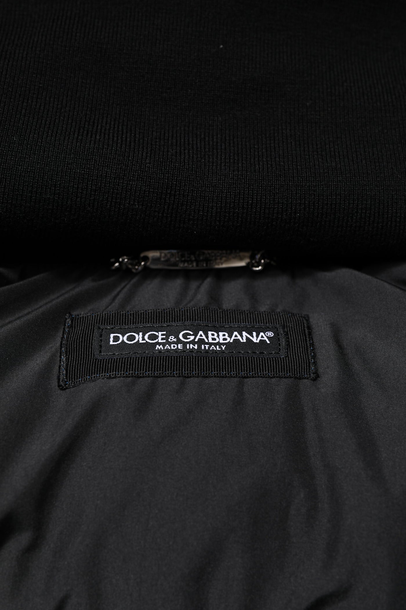 Dolce & Gabbana Blaue Logo-Steppjacke mit Kapuze und Reißverschluss