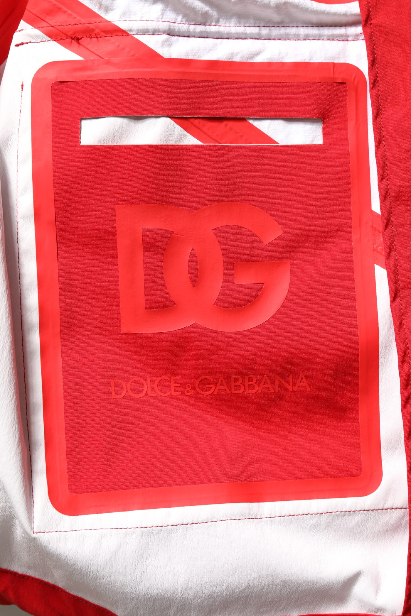 Dolce & Gabbana Rote weiße Nylon Windbreaker Jacke mit durchgehendem Reißverschluss