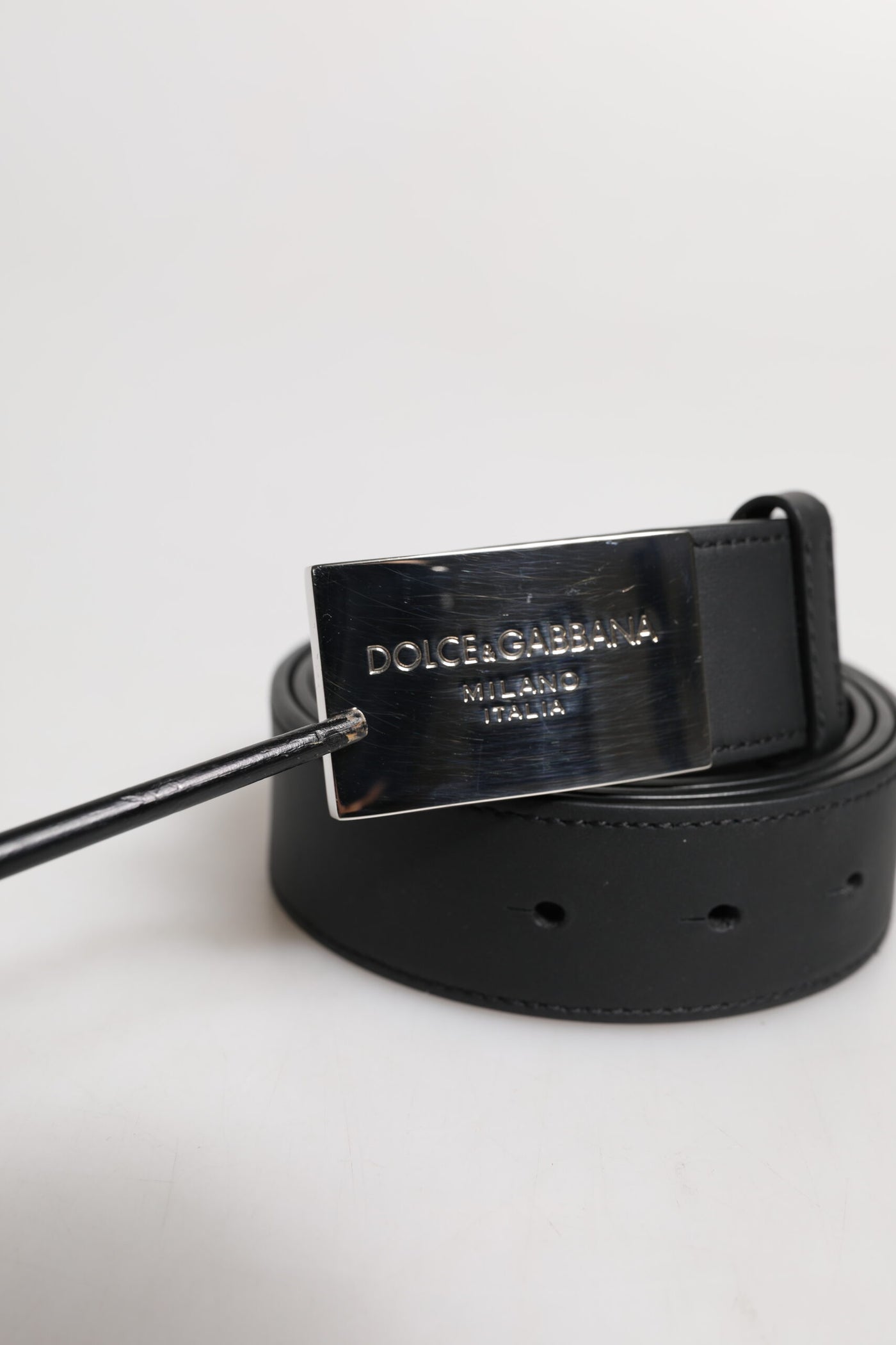 Dolce & Gabbana Schwarzer klassischer silberner Logo-Gürtel mit Metallschnalle