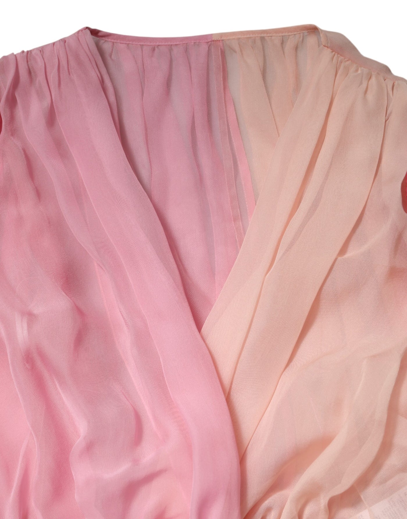 Dolce & Gabbana Pinkes Blusentop mit tiefem V-Ausschnitt und langen Ärmeln