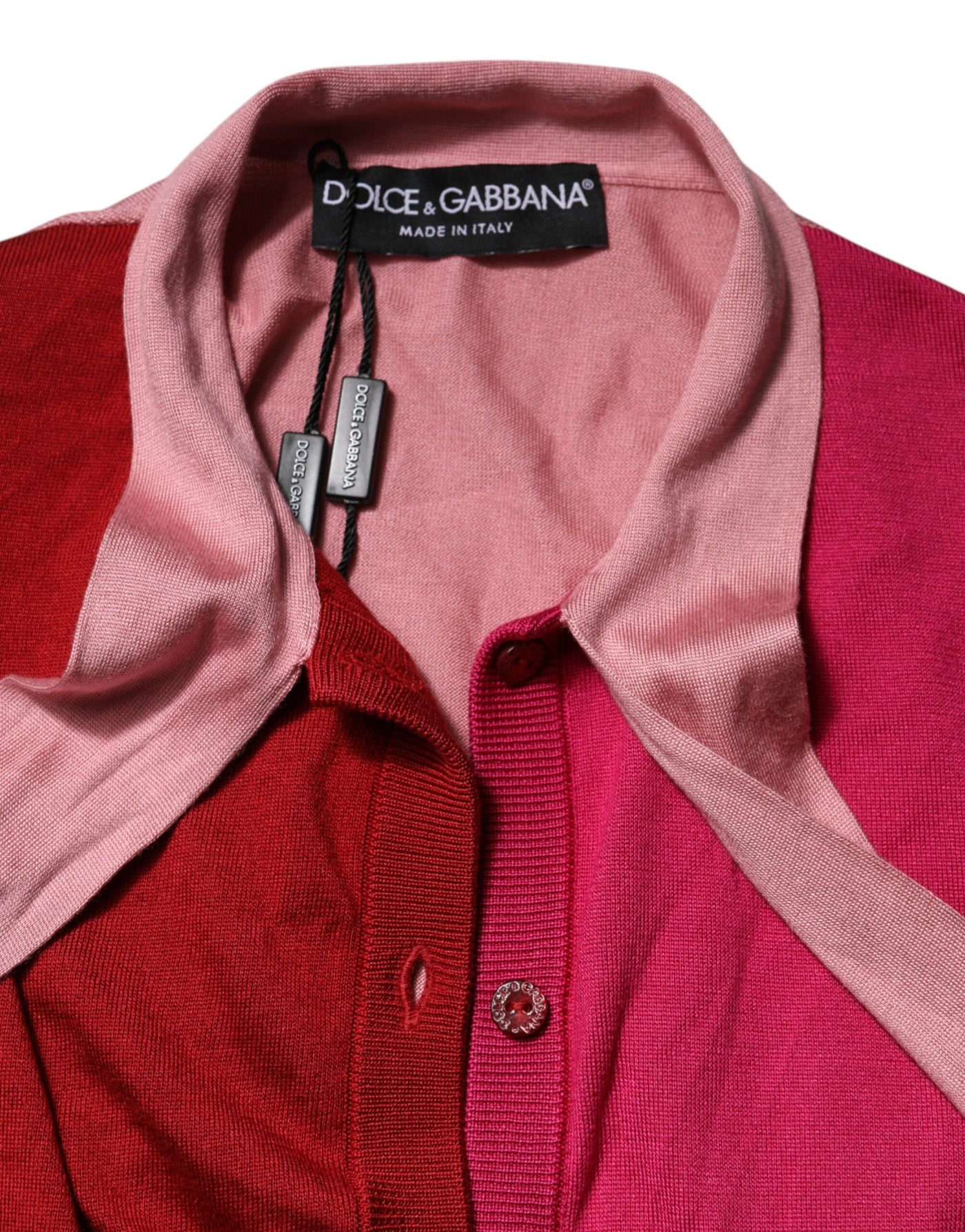 Dolce & Gabbana Rosa Kurzärmeliges geknöpftes Oberteil mit Ascot-Kragen