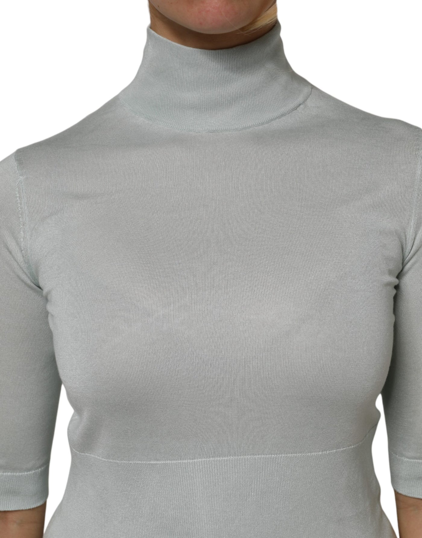Dolce & Gabbana Hellgrünes Seiden-Rollkragen-Top mit 3/4-Ärmeln
