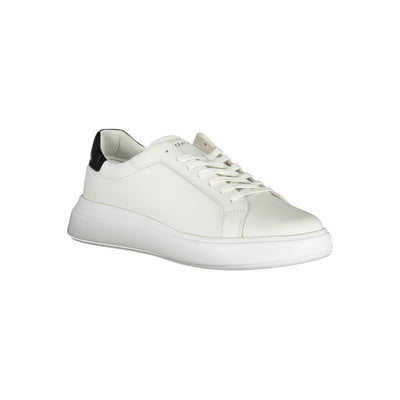 Calvin Klein Schlichte weiße Sneakers mit kontrastierenden Akzenten
