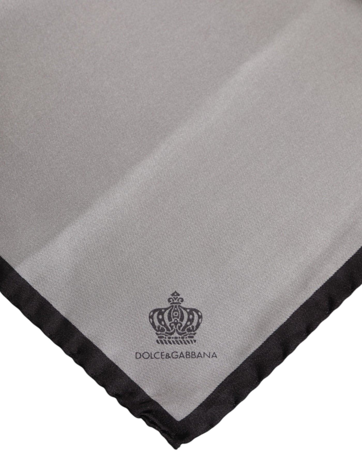 Dolce & Gabbana Grauer DG Crown Silk Square Herren Foulardschal
