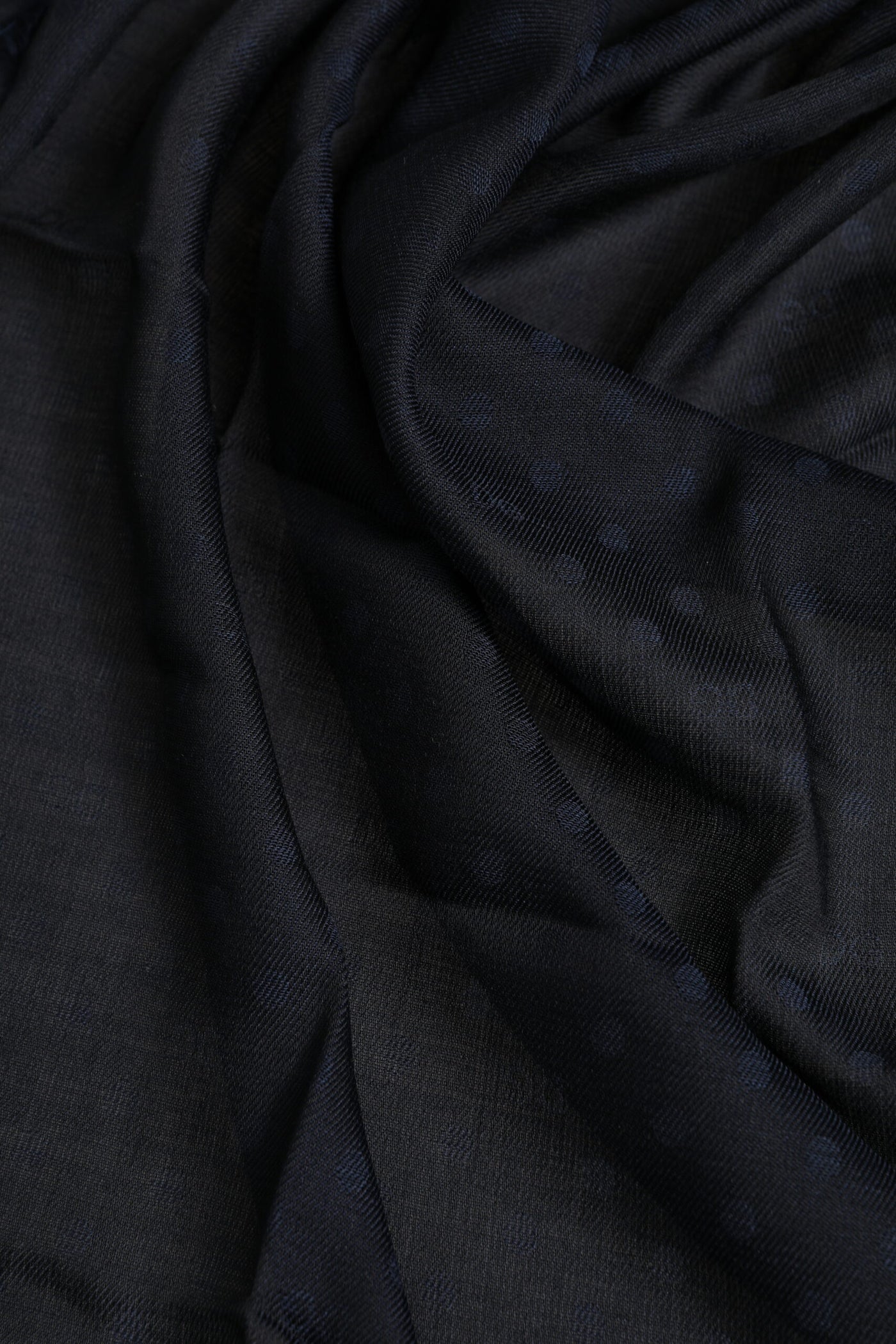Dolce & Gabbana Schwarzer Viskose Fransen Halswärmer Schal