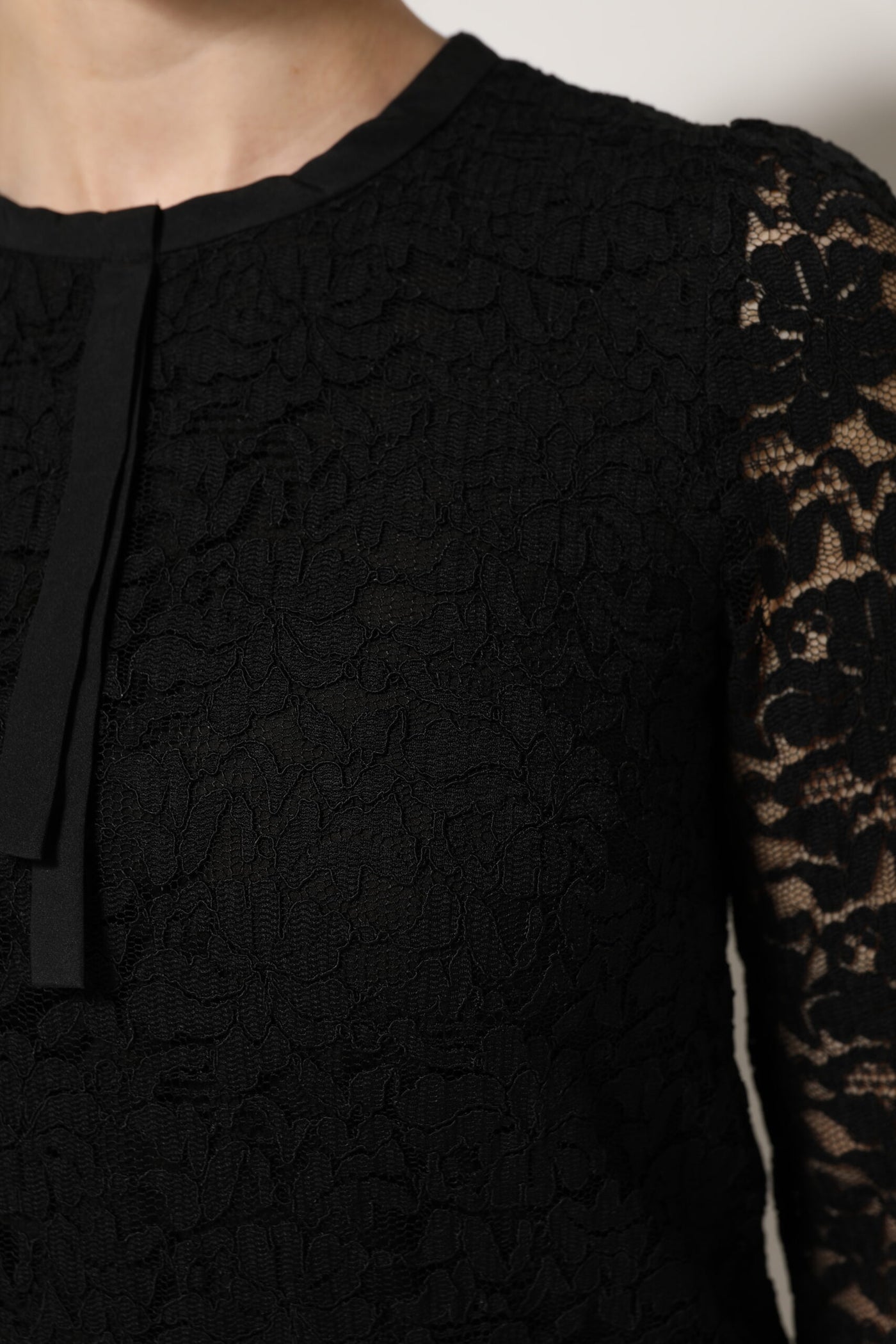 Dolce & Gabbana Schwarzes Nylon-Spitzen-Langarmblusen-Top