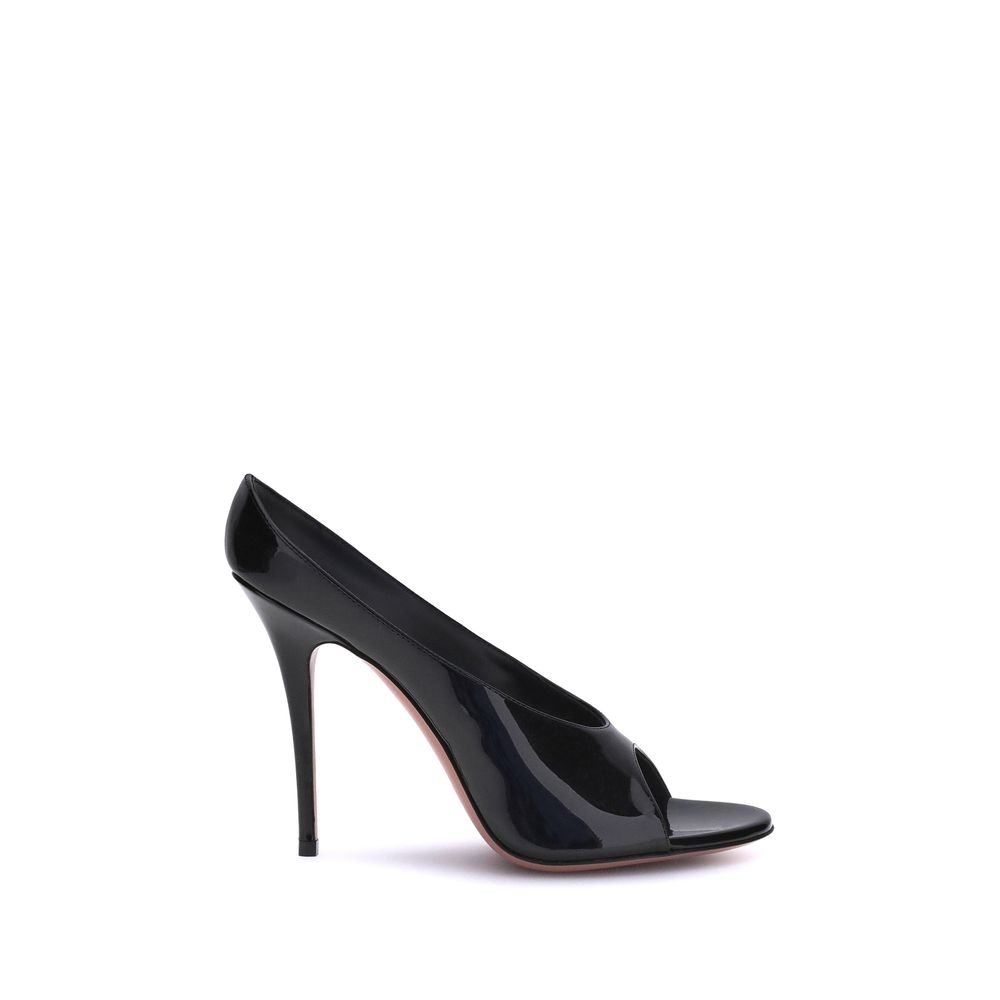 Amina Muaddi Anok Leder Sandalen