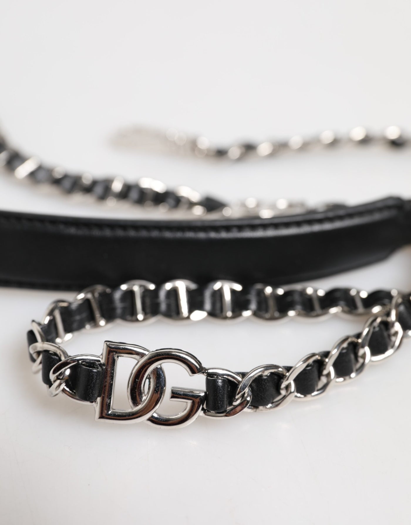Dolce & Gabbana Schwarzes Leder DG Logo Kette Tasche Schulterriemen