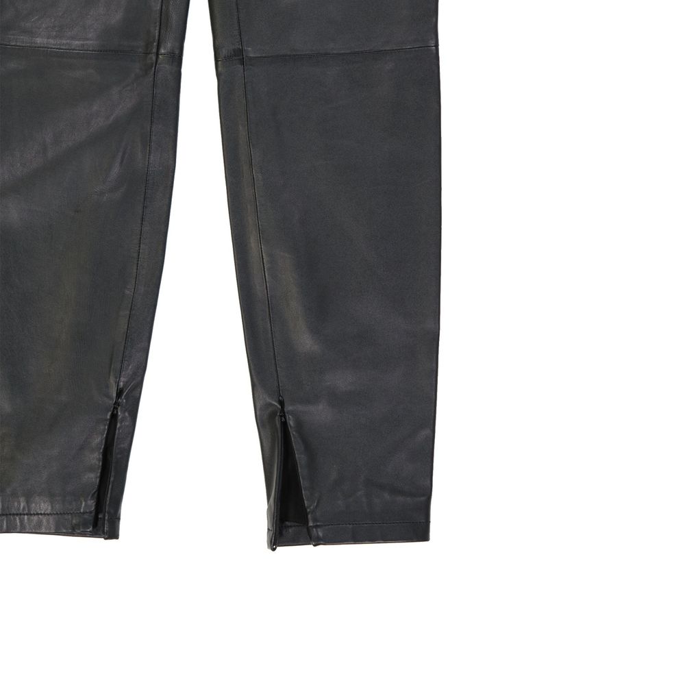 Boutique Moschino Lederhosen