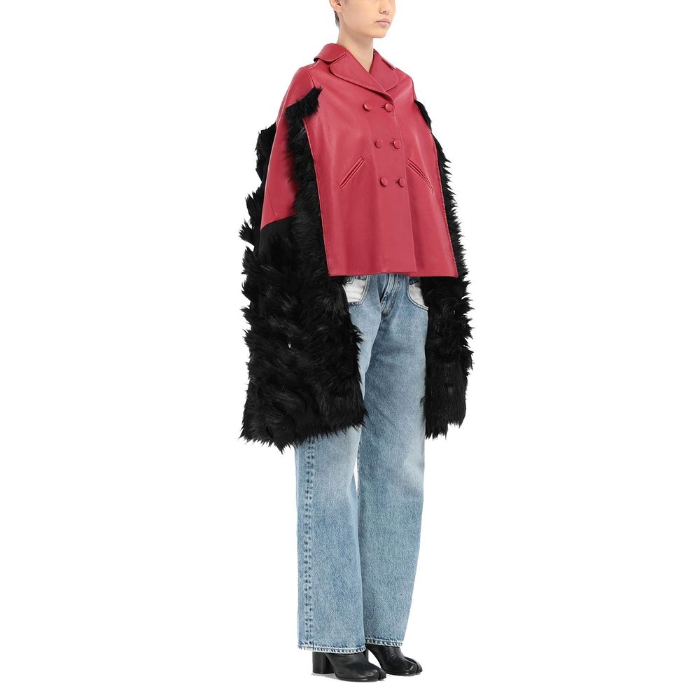 Maison Margiela Mit Kunstpelz besetzte Leder-Cape-Jacke