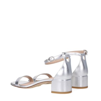 Stuart Weitzman Graue flache Sandalen aus Leder