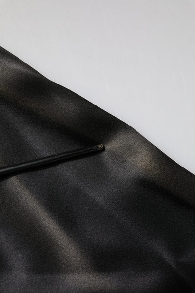 Dolce & Gabbana Schwarzes Seidenblusentop mit Ascot-Kragen und Knöpfen